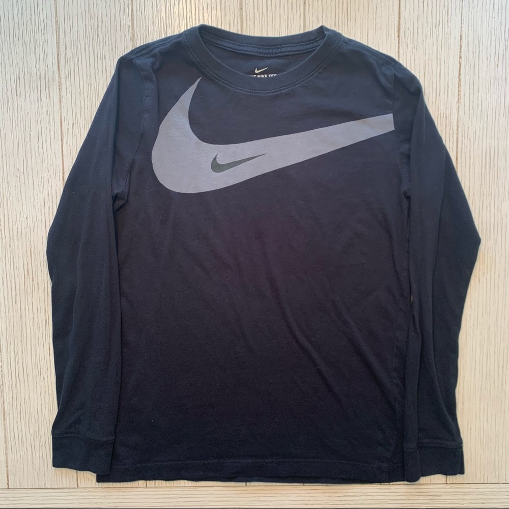 Nike cotton long sleeve tee